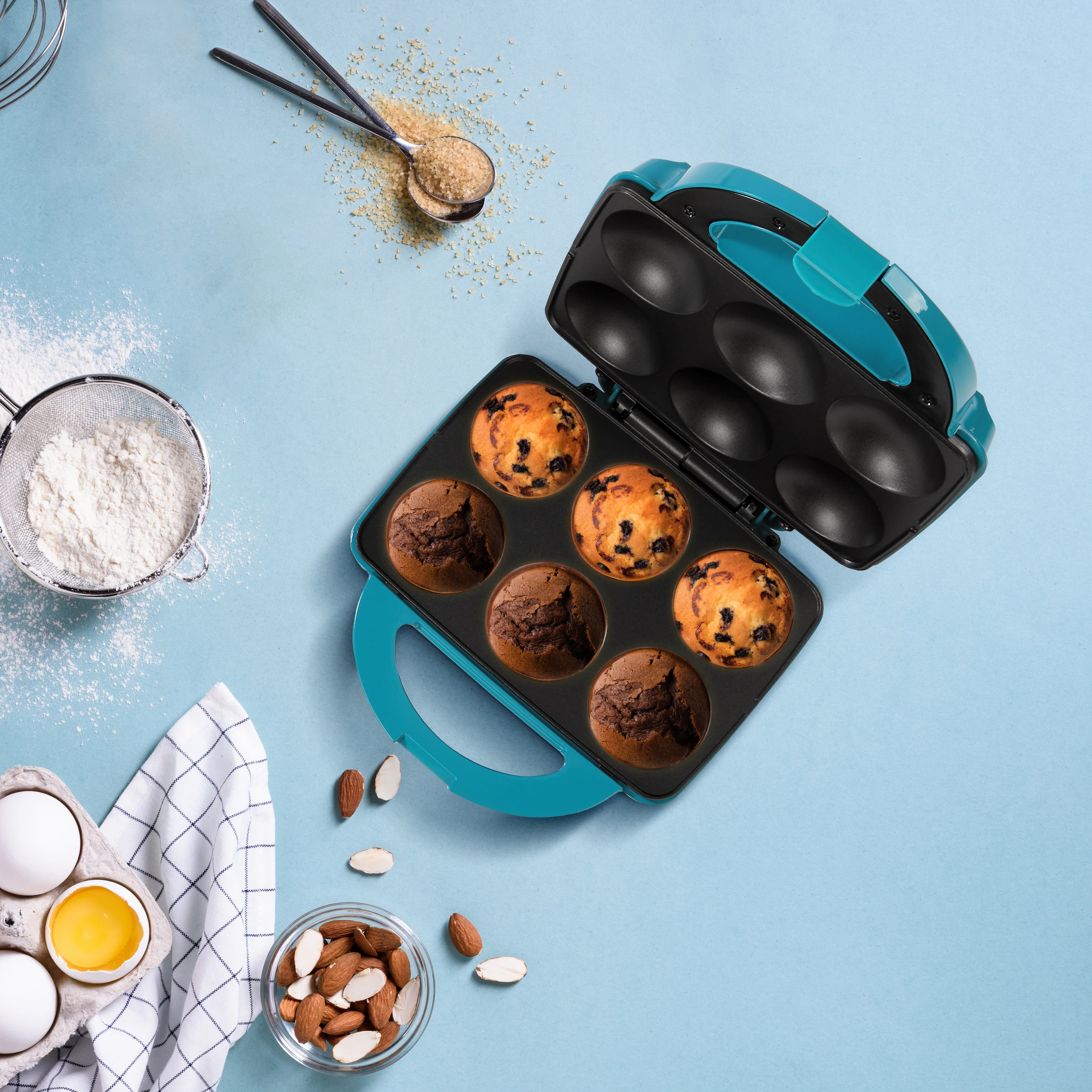 6-COUNT CUPCAKE MAKER - Image 14